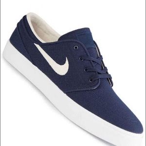 Nike Zoom Stefan Jonoski CNVS 10.5 NWT Navy/White with box